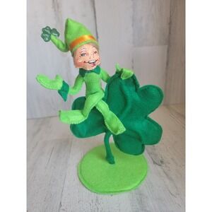 Annalee shamrock elf clover St Patrick's Day Irish plush home figure